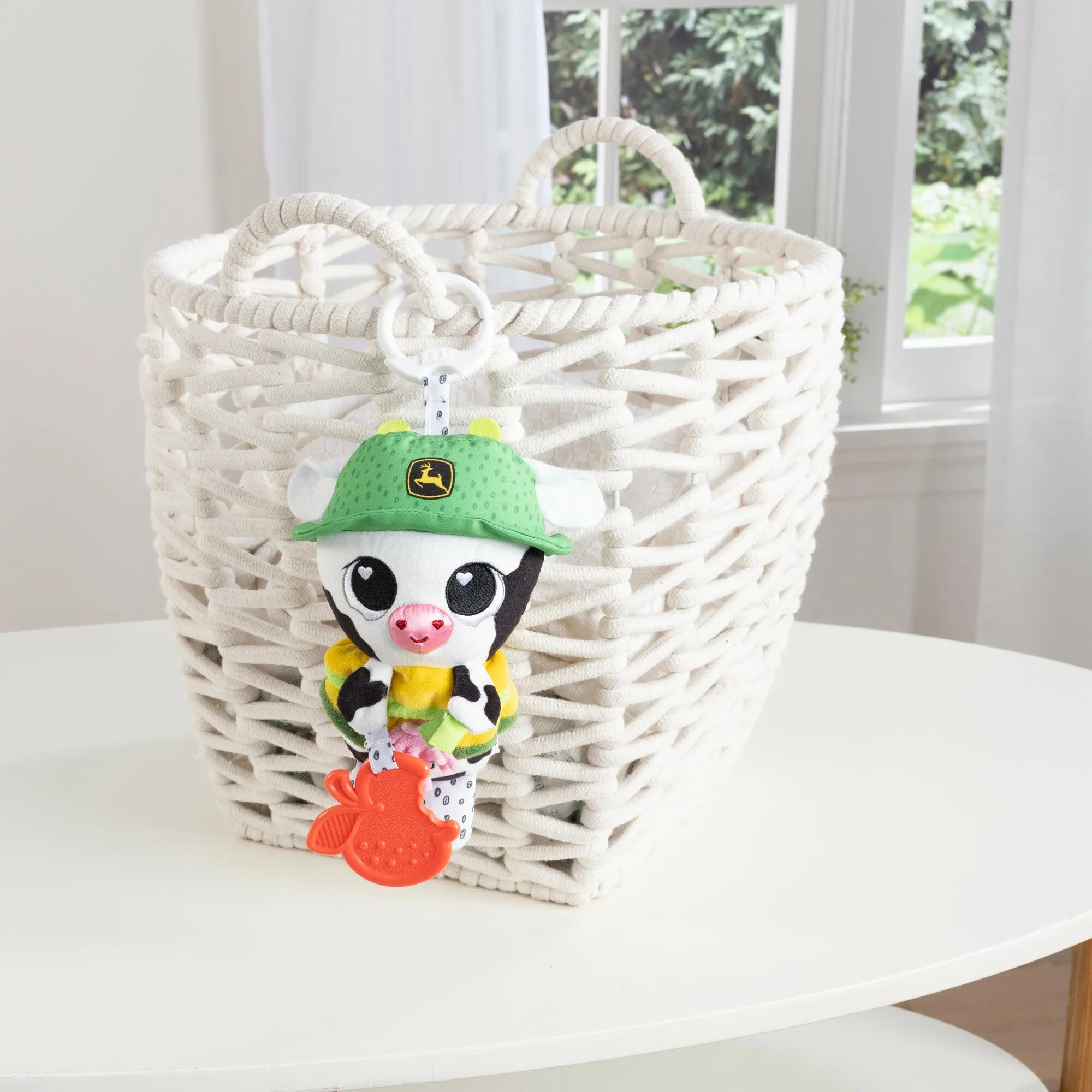 Bella the Cow Clip & Go