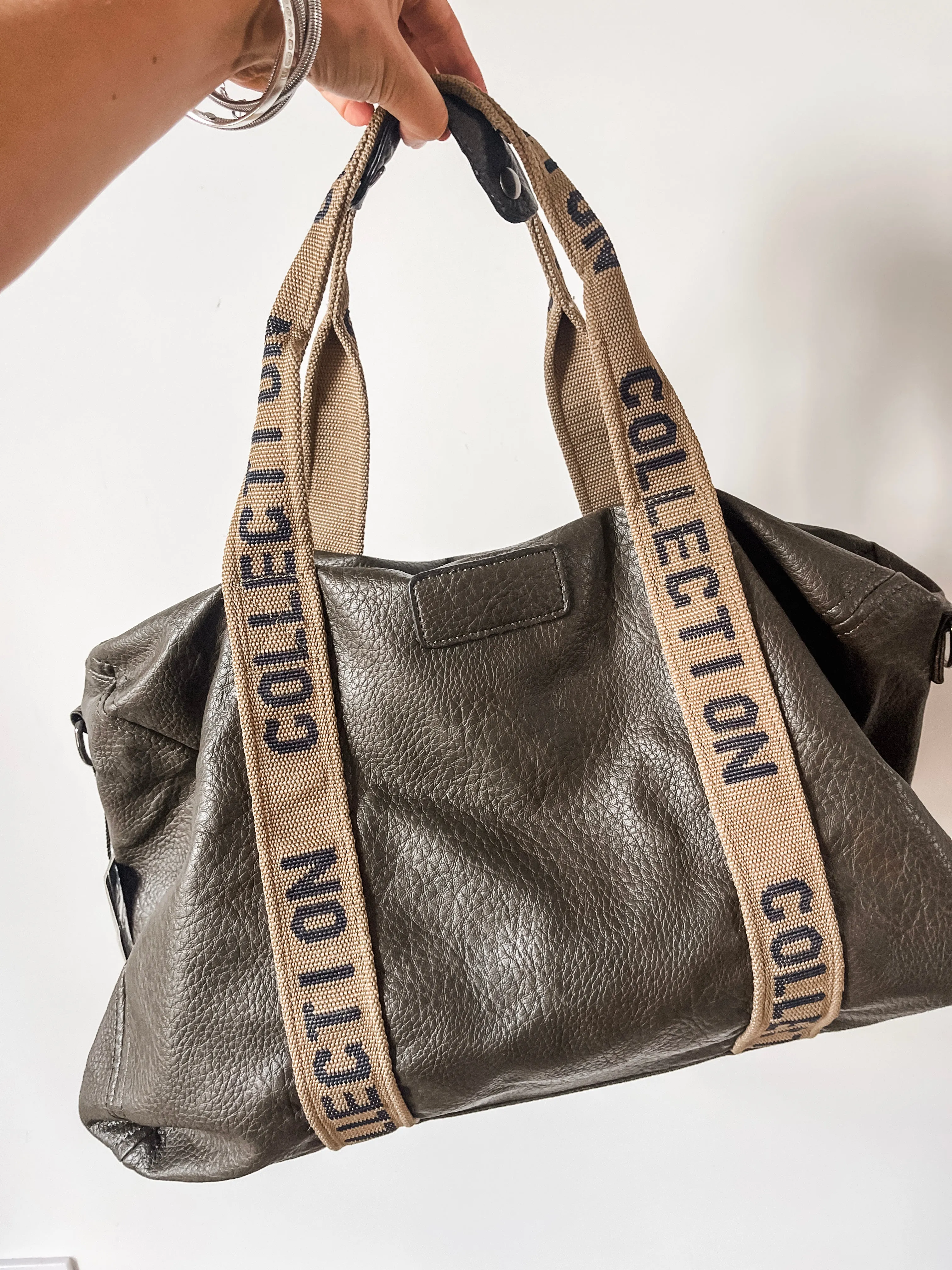 Collection Bowling Hand Bag