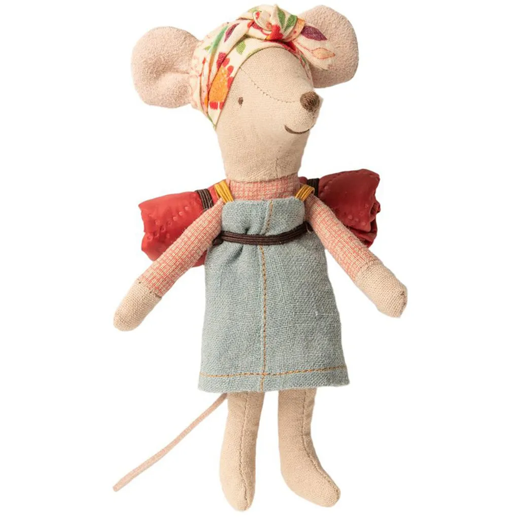 Hiker Mouse and Accessories Bundle