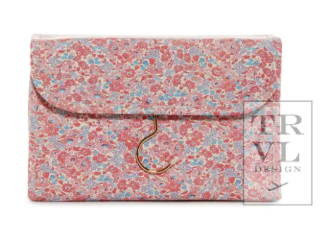TRVL Design LUXE Hanging Toiletry Case