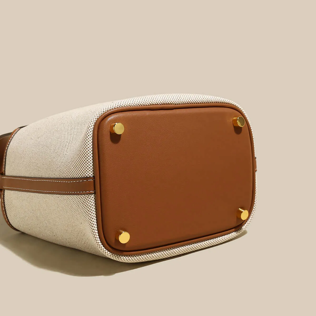 Universal Beige Bucket Bag